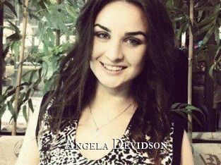 Angela_Devidson