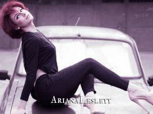 ArianaLesleyy