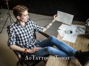 A0TattooedTomas