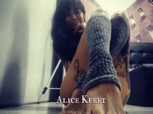 Alice_Kfeet