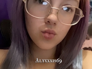 Alyxxxis69