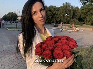Amandahot