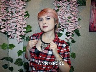 Annieecru