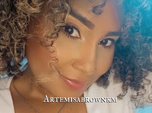 Artemisabrownkm