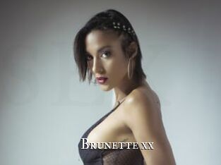 Brunette_xx