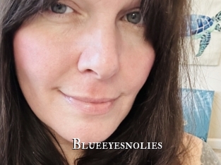 Blueeyesnolies