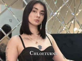 Chloeturne
