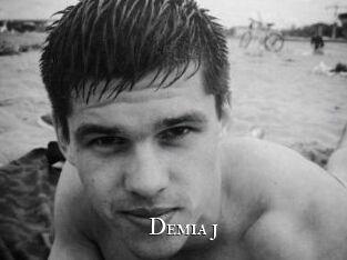 Demia_j