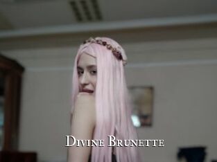 Divine_Brunette