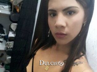 Dulcie_69