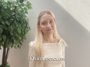 Dareleneclose