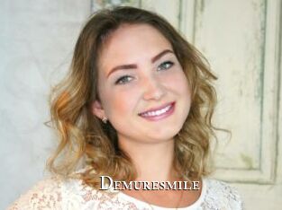 Demuresmile