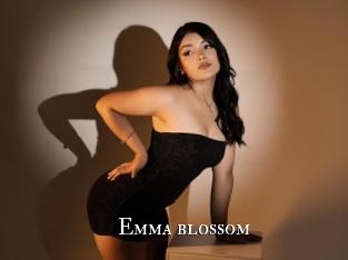 Emma_blossom
