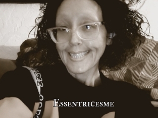Essentricesme