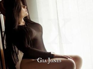 Gia_Jones