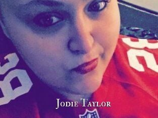 Jodie_Taylor