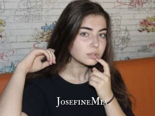 JosefineMia
