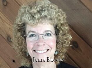 Julia_Brooks