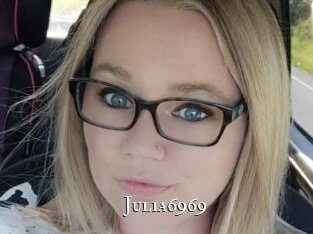Julia6969
