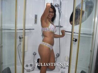Julia_stegner