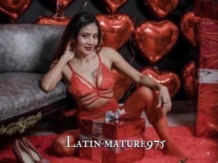 Latin_mature975