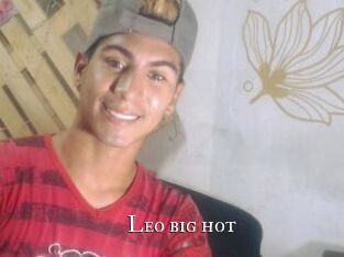 Leo_big_hot