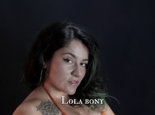 Lola_bony