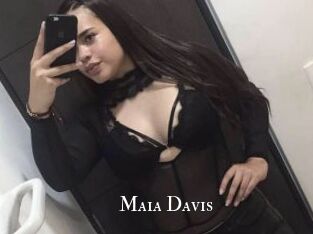 Maia_Davis