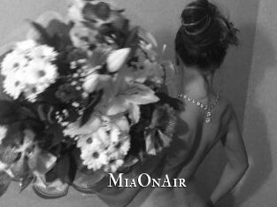 MiaOnAir