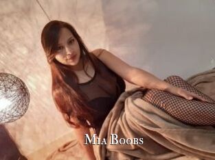 Mia_Boobs
