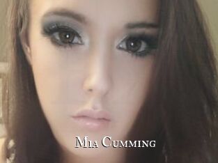 Mia_Cumming