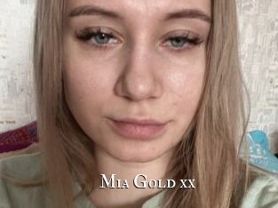 Mia_Gold_xx