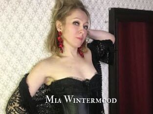 Mia_Wintermood