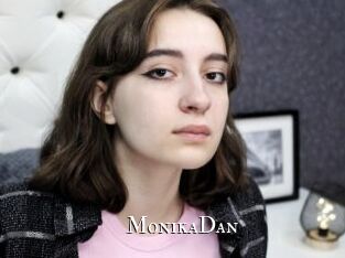 MonikaDan