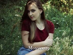 Monikka19