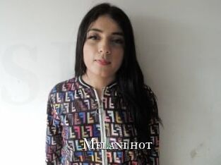 Melani_hot