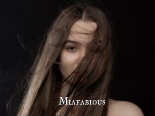 Miafabious