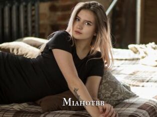 Miahotbb