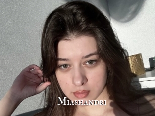 miashandri cams