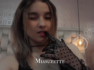 Miasuzette