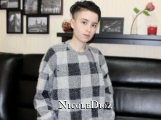 NicoleDioz cams