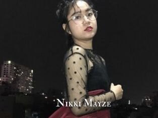 Nikki_Mayze