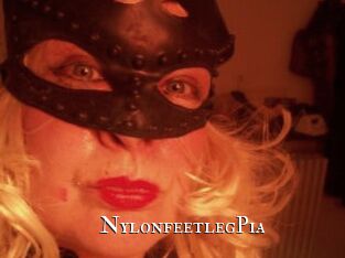 NylonfeetlegPia