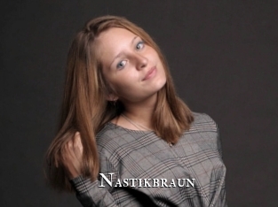 Nastikbraun