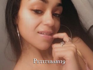 Petitebaby19