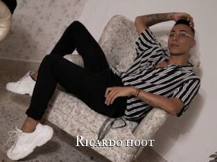 Ricardo_hoot