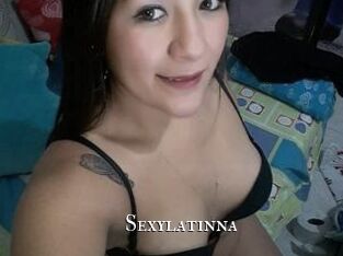 Sexy_latinna