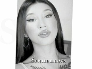 Sophiieeblack