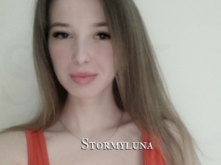 Stormyluna